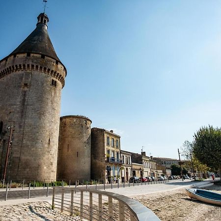 Logis Hotel De La Tour Libourne Exterior foto