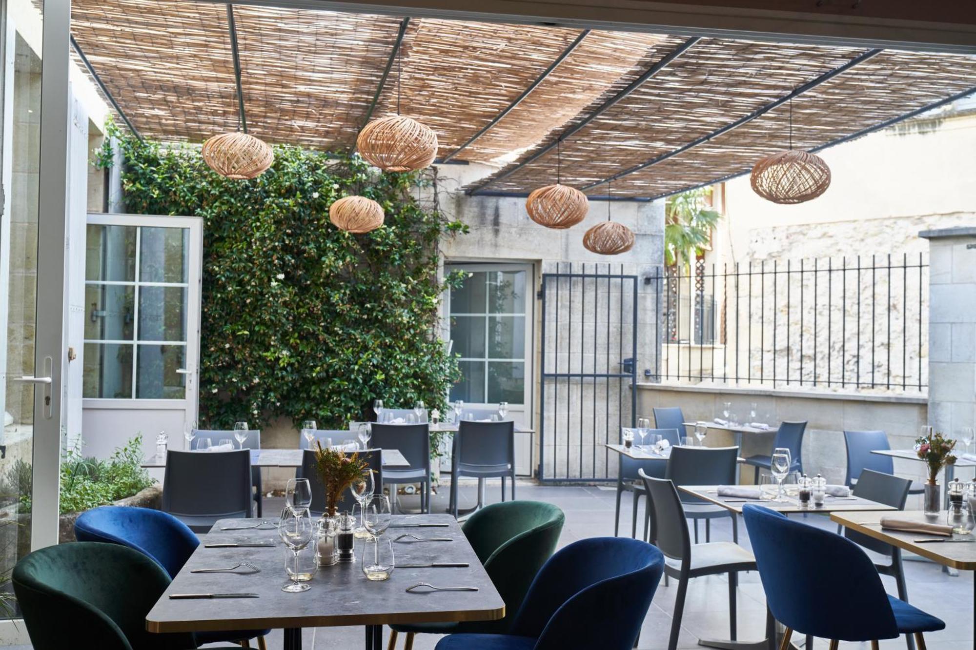 Logis Hotel De La Tour Libourne Exterior foto